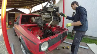 Volkswagen Golf Mk1 Engine removal. 1.1