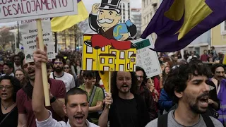 A lakhatási válság miatt tüntettek Portugáliában
