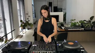 vinyl set from home - Amelie Lens