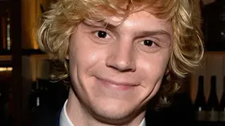 La Verdad Sobre El Historial De Citas De Evan Peters