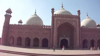 Azan Zuhr at Badshahi Masjid, LAHORE, Pakistan on 14 Feb 2012