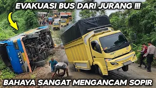 Danger Threatening Drivers!!! Evacuation of buses from ravines in Batu Jomba