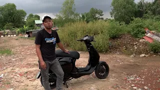 vespa sprint  đen tuyền chơi style lạ