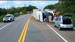 ACIDENTE COM CARRETA NA BR 116 TABULEIRO DO NORTE,CEARÁ- RUSSAS, LIMOEIRO DO NORTE 23/04/24.