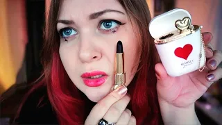 АСМР МАКИЯЖ милой косметикой 💄 от токс девочки из класса ASMR makeup from a toxic girl from school