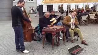 Romani People playing "Hava Nagila" In Copenhagen