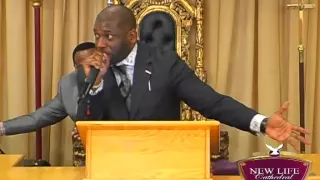 Dr. Jamal Bryant "We Can Do This" at New Life Cathedral