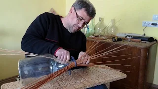 Üvegfonás Demizson vesszővel  spinning glass basketwork