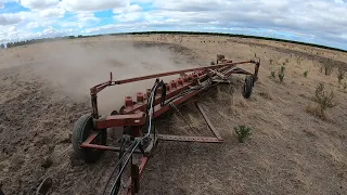 Closing The Story Of The Failed Barley Crop & Ploughing With The International 1-6 Disc Plough