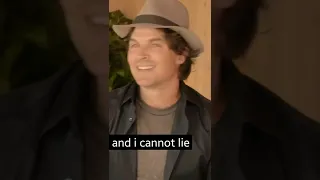 10 seconds of Ian Somerhalder singing