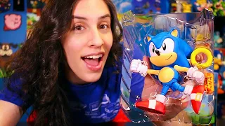 Ultimate Sonic the Hedgehog 2020 Unboxing! Classic Sonic Figure, Sonic Movie Mask, Merch | JustJesss