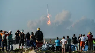 SpaceX ship reaches space but ends in fireball