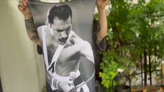 Show must go on! Freddie Mercury on a full height dakimakura pillow