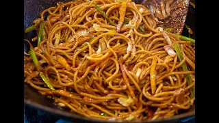 Quick and easy Lo Mein! Delicious! #cooking