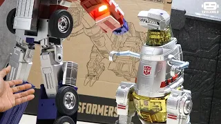 [Unboxing] Auto Transform Transformers Grimlock (G1) Flagship by Robosen