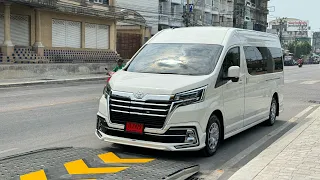 TOYOTA HIACE COMMUTER VIP LUXURY 2024 พร้อมส่งมอบ ป้ายแดงพร้อมแต่งจากยนต์เจริญ