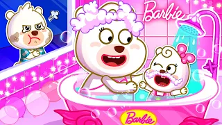 ¡Baño de burbujas!🛁 Bearee también quiere Bañarse en el Barbie baño solo para niñas | Familia Bearee