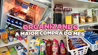 ORGANIZANDO A COMPRA DO MÊS  NA GELADEIRA E ARMÁRIOS! 😰 DEU TRABALHO PRA ORGANIZAR TUDO