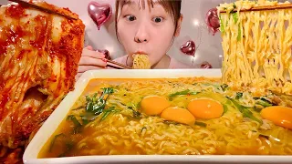 ASMR Jin Ramen and Kimchi【Mukbang/ Eating Sounds】【English subtitles】