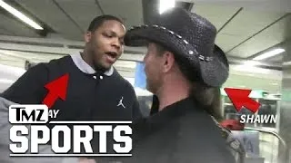 NY Giants Player -- Hey, Shawn Michaels ... I'M YOUR BIGGEST FAN! | TMZ Sports