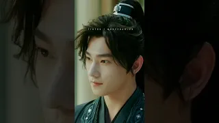 He is whipped by her.. #zhaolusi #yangyang #whorulestheworld #yanglu #pinxixi