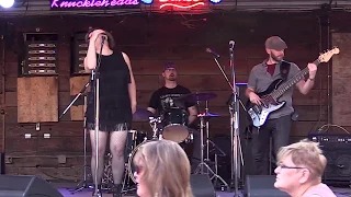 Amanda Fish - "Here We Are" - Knuckleheads, Kansas City, MO - 05/06/17