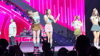 [4K60] TWICE 트와이스 5th World Tour Ready To Be Toronto Encore - “Celebrate” (fancam)(230703)