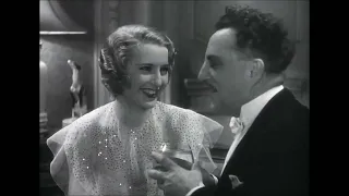 [Classic Movie Scene]: Barbara Stanwyck IN🎬Baby Face (1933)🎥Director: Director: Alfred E. Green