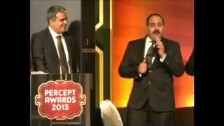 Rajneesh Bahl receives theBest Mentor of the Year Award at Percept Awards 2013