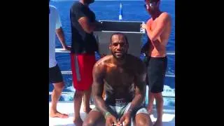 Lebron James Ice Bucket Challenge HD LeBron challenges Barack Obama In Ice Bucket ALS Challenge