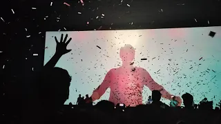 SarkaruVaariPaata FDFS celebrations Sudarshan 35mm