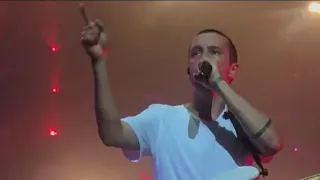 Tyler Joseph dancing to My Blood