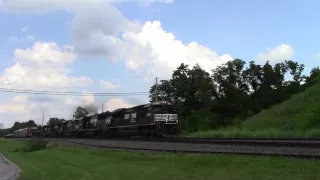 Westbound NS mixed freight near Enon Valley, PA