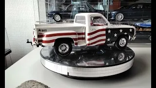 1 18 Dodge D150   ADVENTURER STARS & STRIPES Stars & stripes n°   Of   ERTL