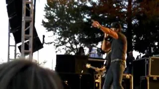 Luke Bryan - Country Girl (Shake It For Me) - 8/21/11