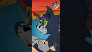 Tom & Jerry in italiano | Un po' di aria fresca! | Tom & Jerry | Tom & Jerry in Full Screen #shorts