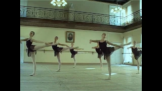 Vaganova Academy graduation exam. L. Kovaleva class 2006.  Grand adagio