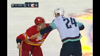 Nikita Zadorov fights Jamie Oleksiak from Vegas (1 nov 2022)