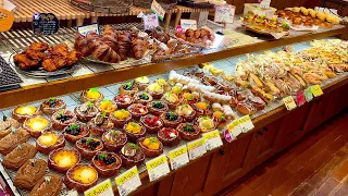 A bakery in a Japanese resort made a large amount of bread