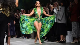 Jennifer Lopez Catwalking with  Green Versace Dress 2019