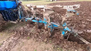 1977 Leyland 285 Synchro 2WD 3.8 Litre 4-Cyl Diesel Tractor (75 HP) with Ransomes 3 Furrow Plough