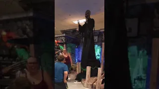 Jumpscare at Spirit Halloween!