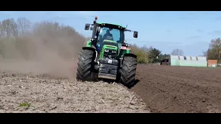 Plowing with Deutz-Fahr🚜