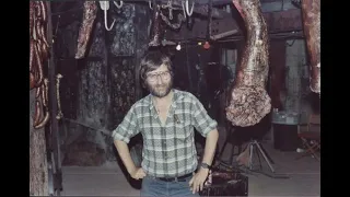 Tobe Hooper discusses TCM2 with David Gregory