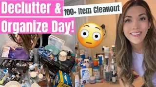 EXTREME DECLUTTER DAY 😲  Bathroom Organization & Decluttering Motivation