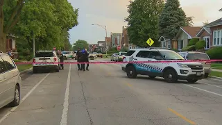 Driver boxed in by 2 cars, then shot at in Auburn Gresham