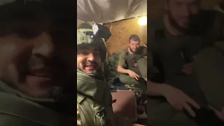 Попали под обстрел. Сломалась машина ребята приютили в блиндаже.