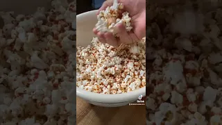 Pepperoni Popcorn