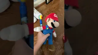 Luigi secretly dating Peach￼?