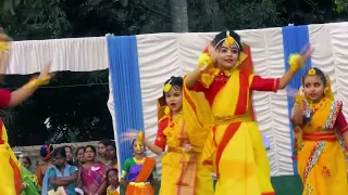 Tomra kunjo sajao go (তোমরা কুঞ্জ সাজাও গো)। Tanushree Dance Academy । Aditi Munshi ।